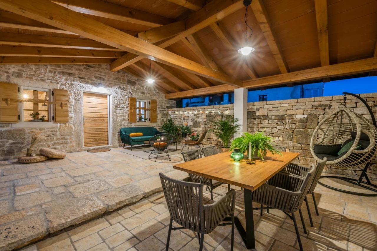 Honey House Villa Roial Exterior photo