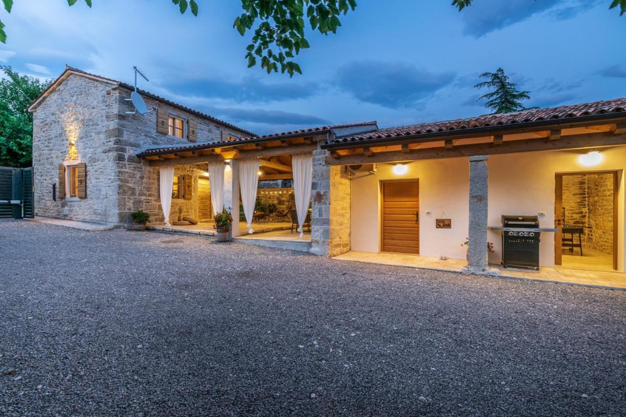 Honey House Villa Roial Exterior photo