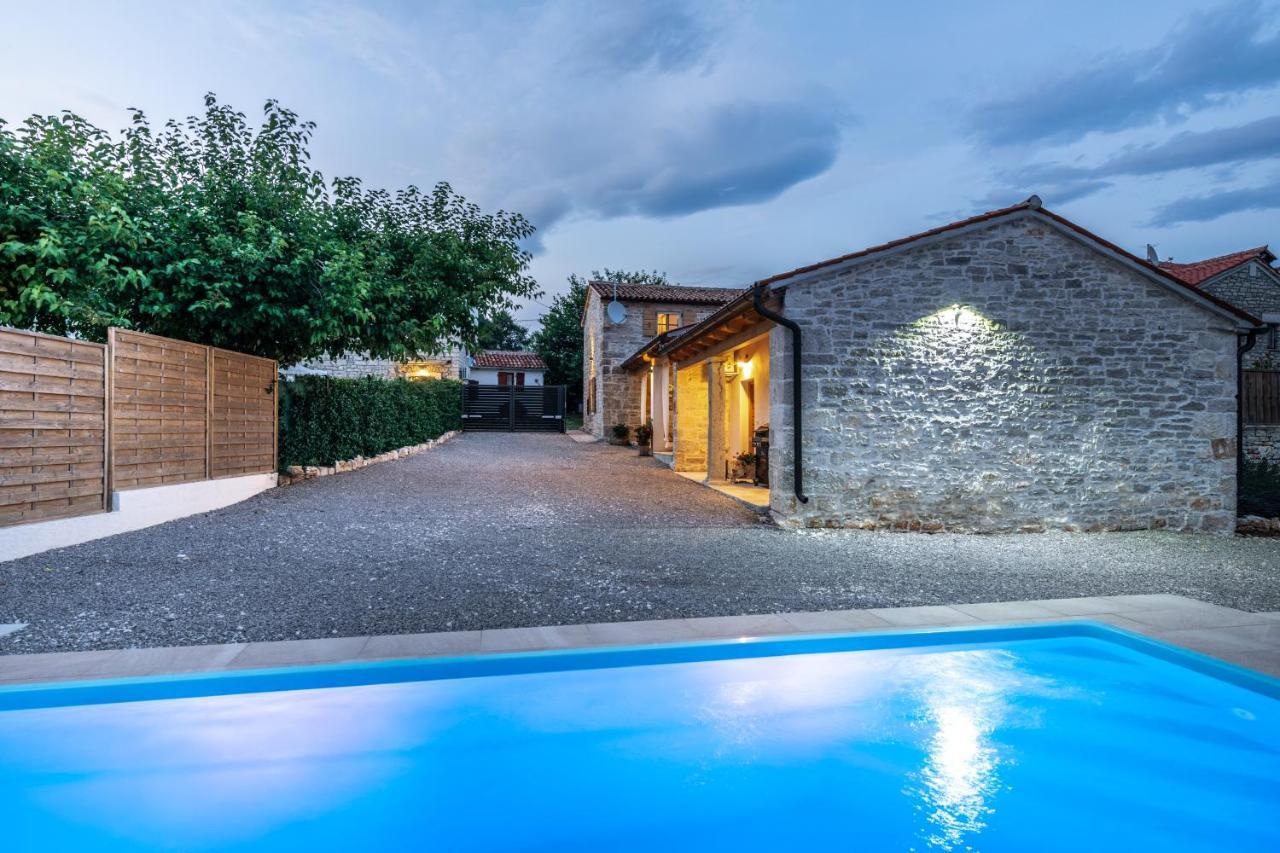 Honey House Villa Roial Exterior photo