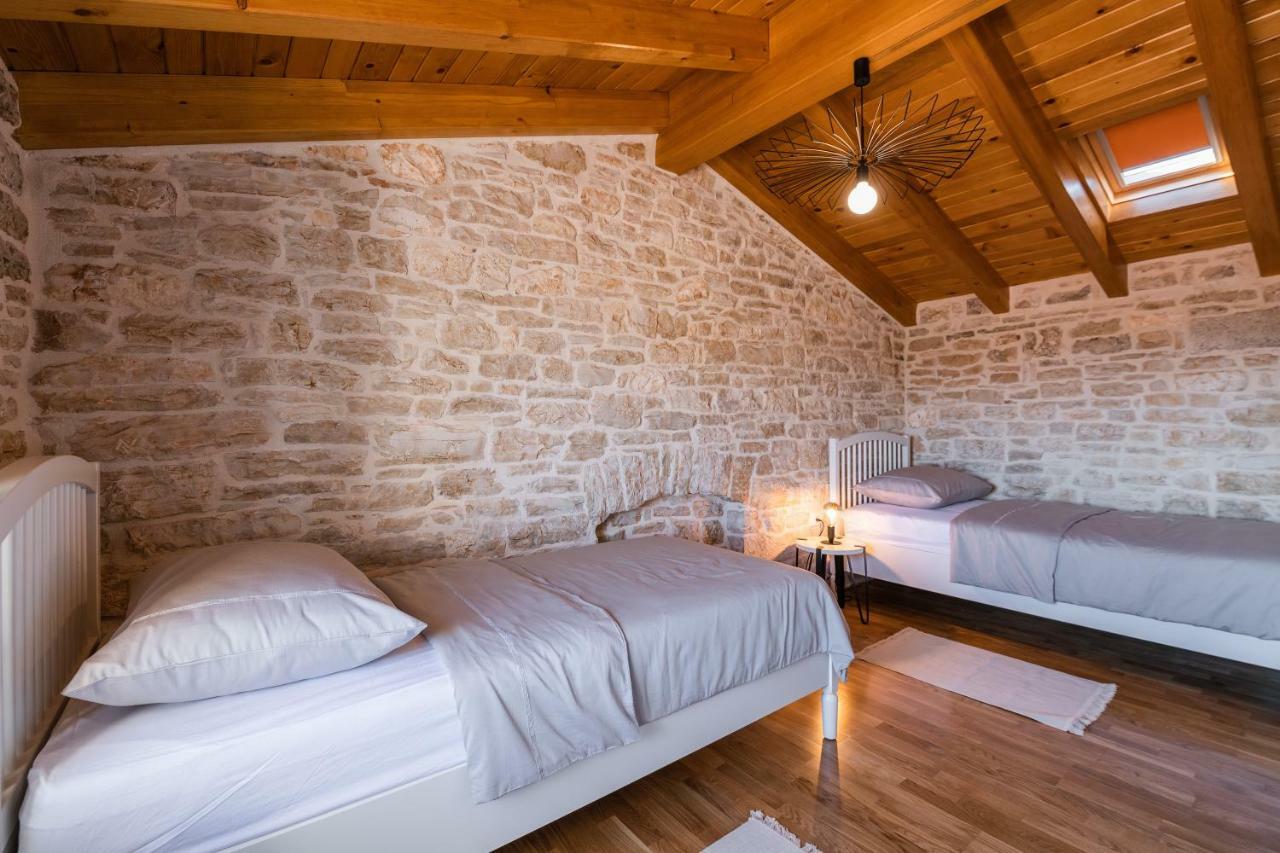Honey House Villa Roial Exterior photo