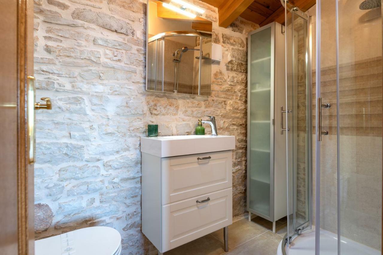 Honey House Villa Roial Exterior photo