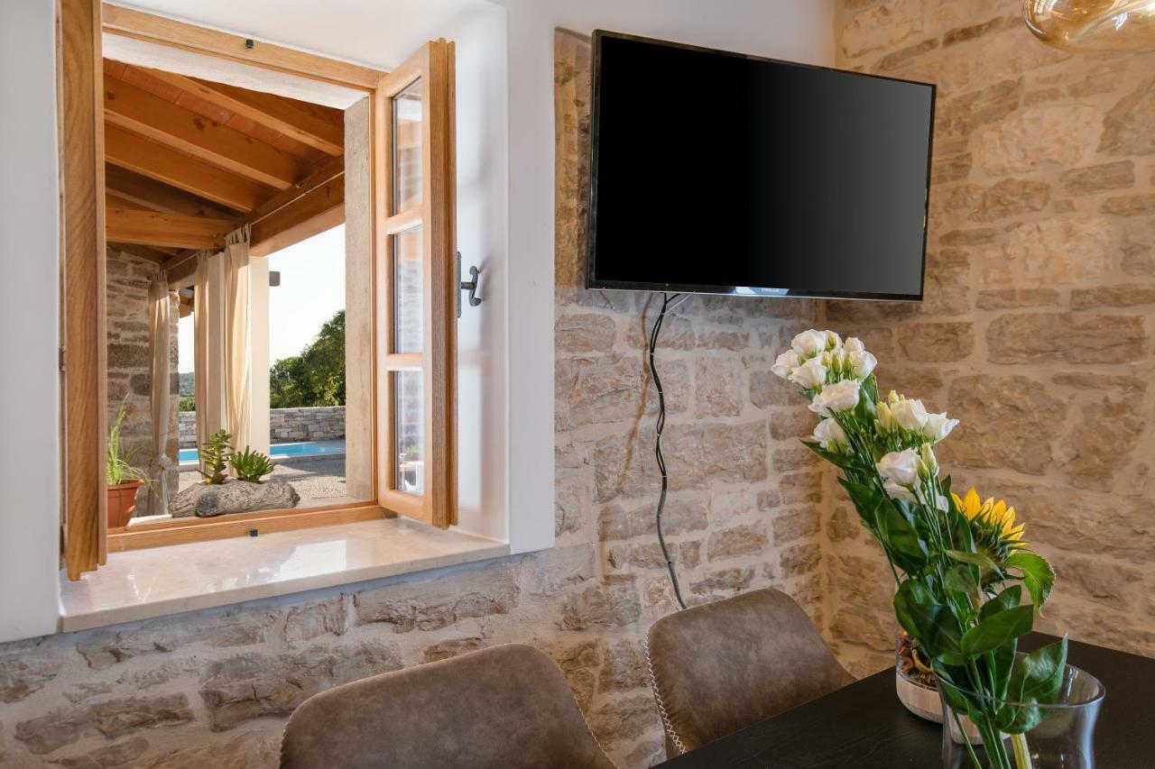 Honey House Villa Roial Exterior photo