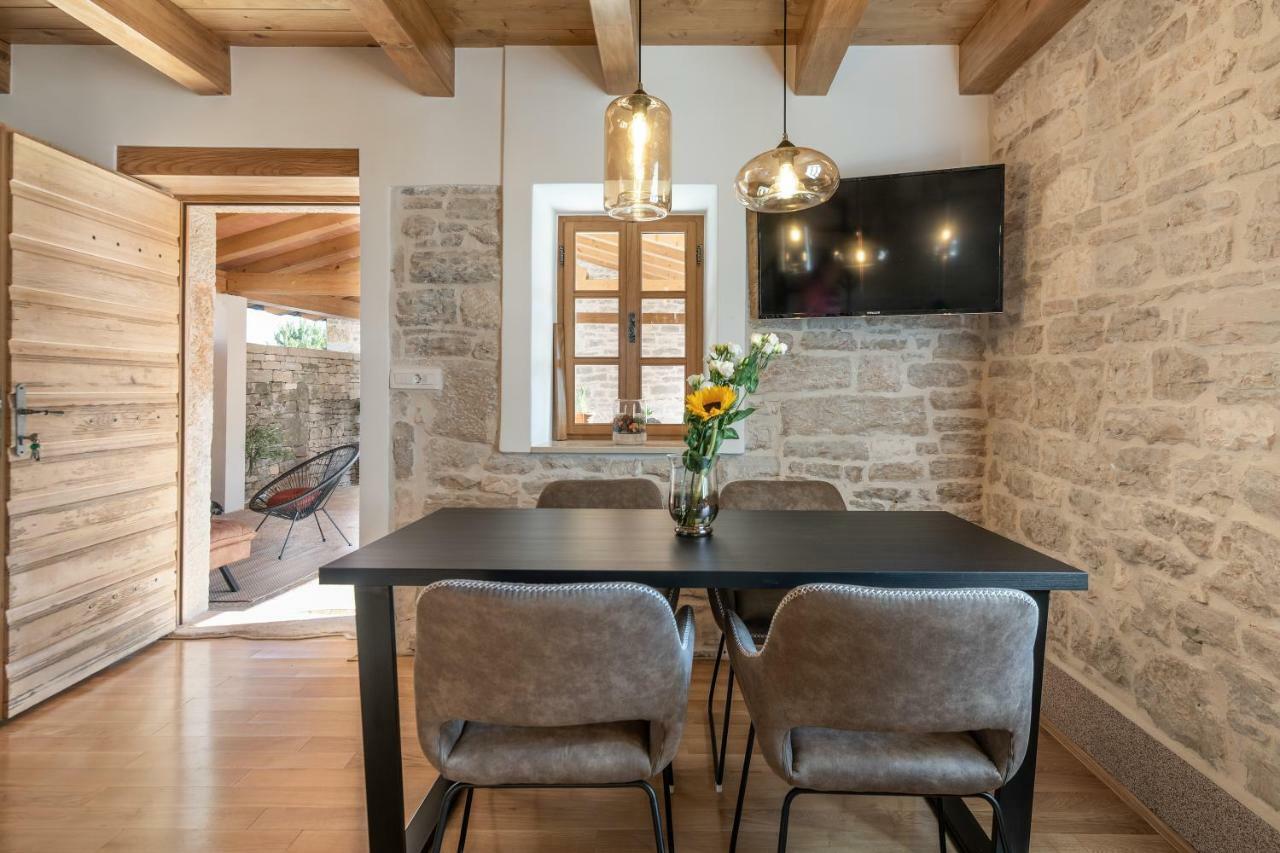 Honey House Villa Roial Exterior photo