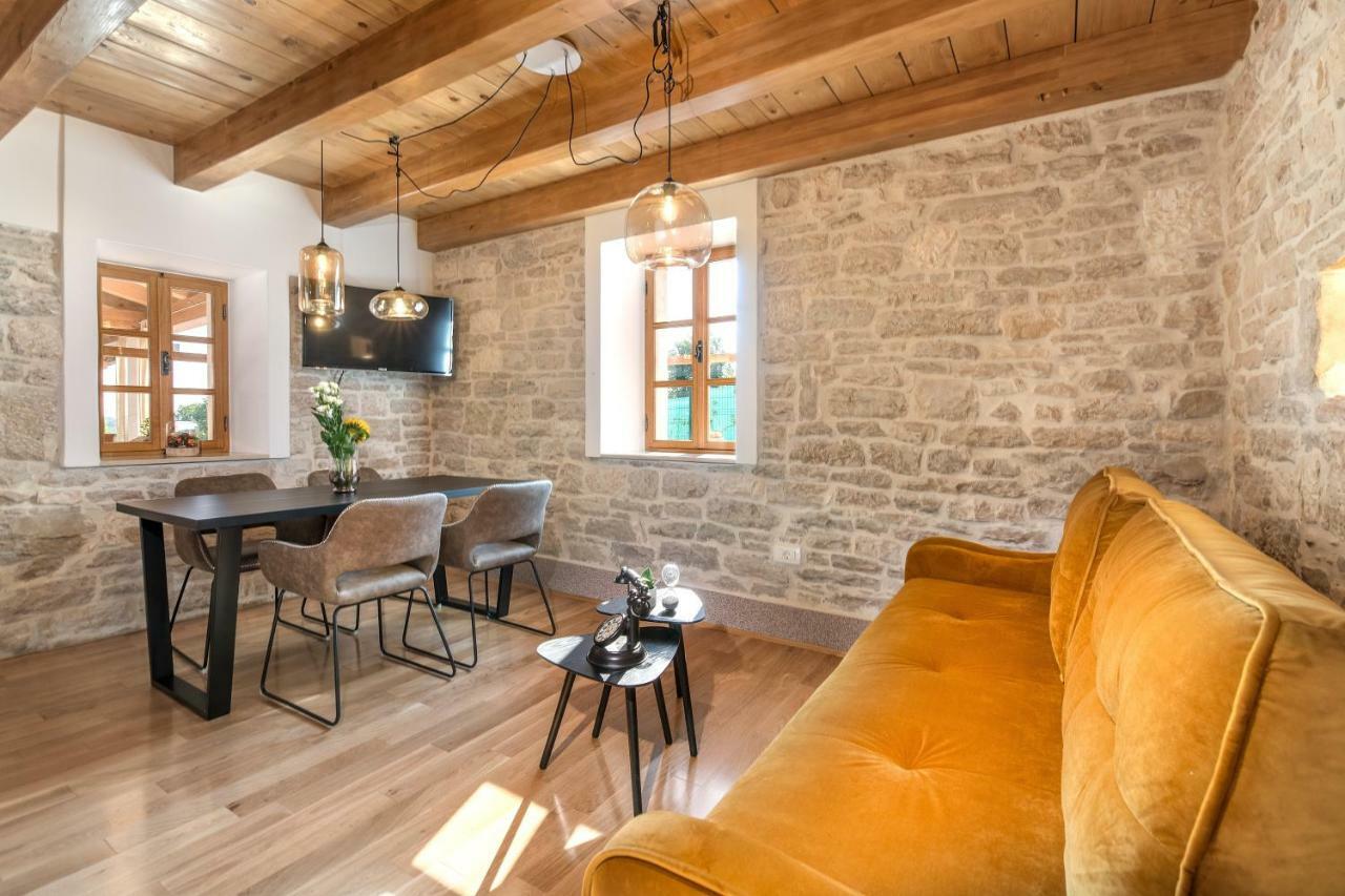 Honey House Villa Roial Exterior photo
