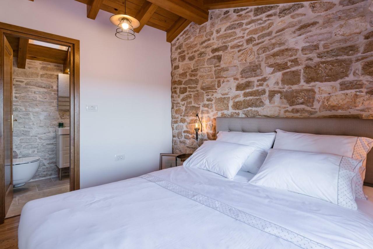 Honey House Villa Roial Exterior photo